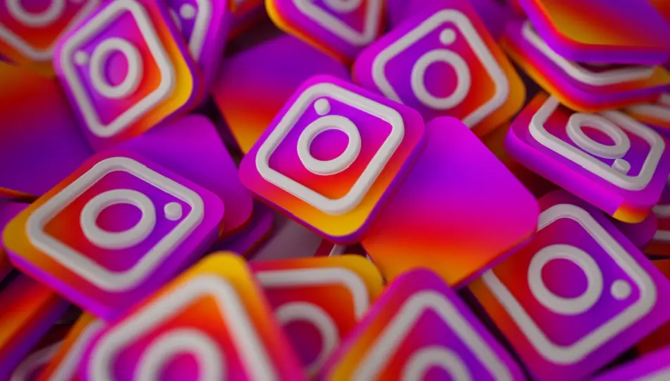 Instagramでハッシュタグ検索するのは、「趣味」と「グルメ」