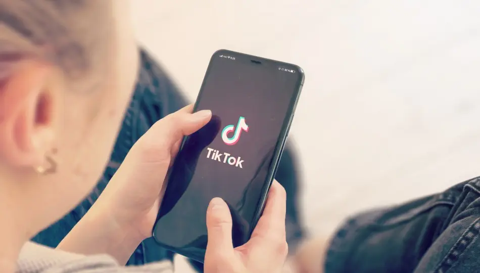 TikTokユーザーの3人に1人が「TikTokをきっかけに購買経験あり」