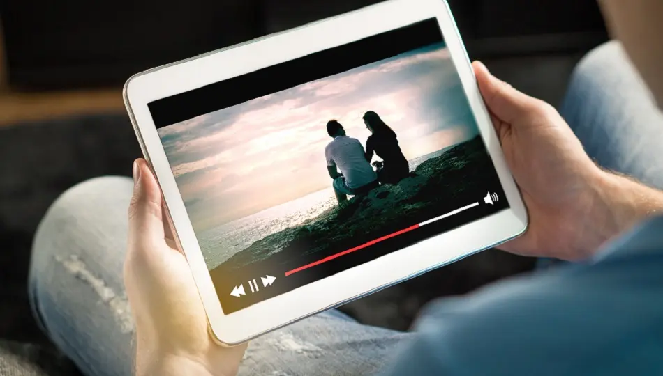 過去2年で、動画広告を見る人の割合が増えたのは「Instagram」