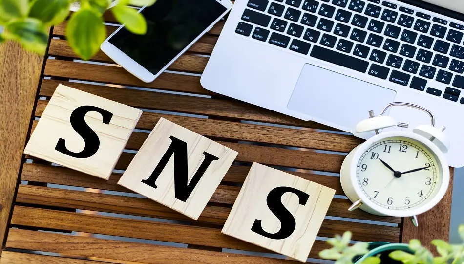10代の約3割が、動画のリアルタイム視聴時に、「SNSなどで実況」