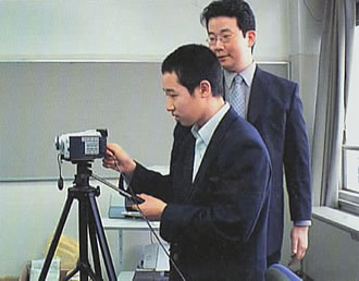 DVカメラもすぐにマスター